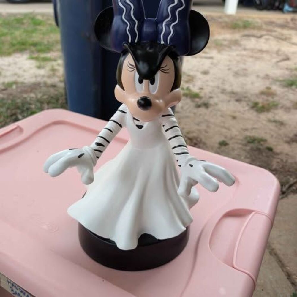 Disney Minnie Mouse Bride of Frankenstein Halloween Figurine